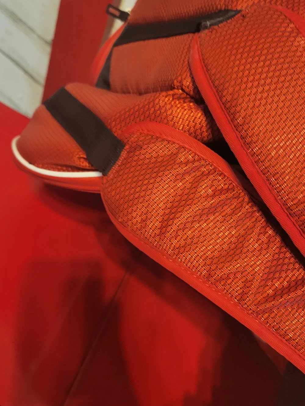Wilson Roger Federer Signature Red & Black Tennis Raquet Bag